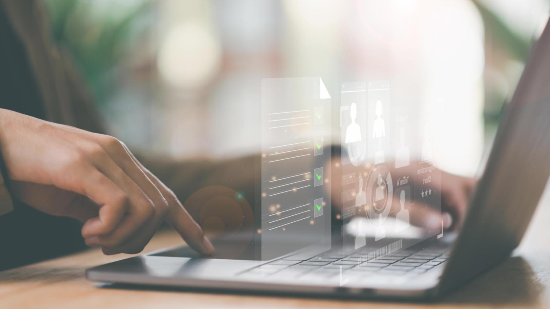 Modern ofis ortamında çalışan yazılım geliştirici ekibi, front-end geliştirme süreçlerini gösteren görsel
